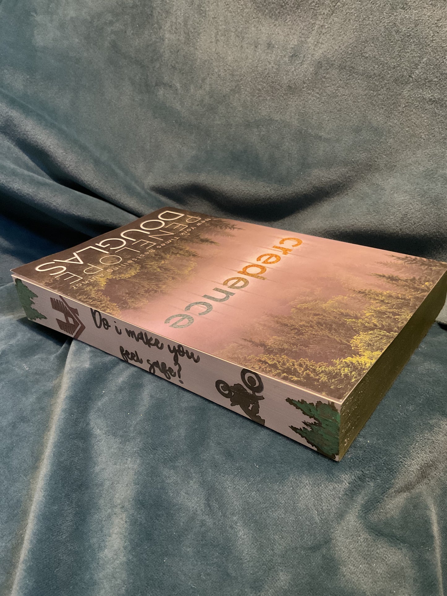Credence Paperback Hand Sprayed Edge