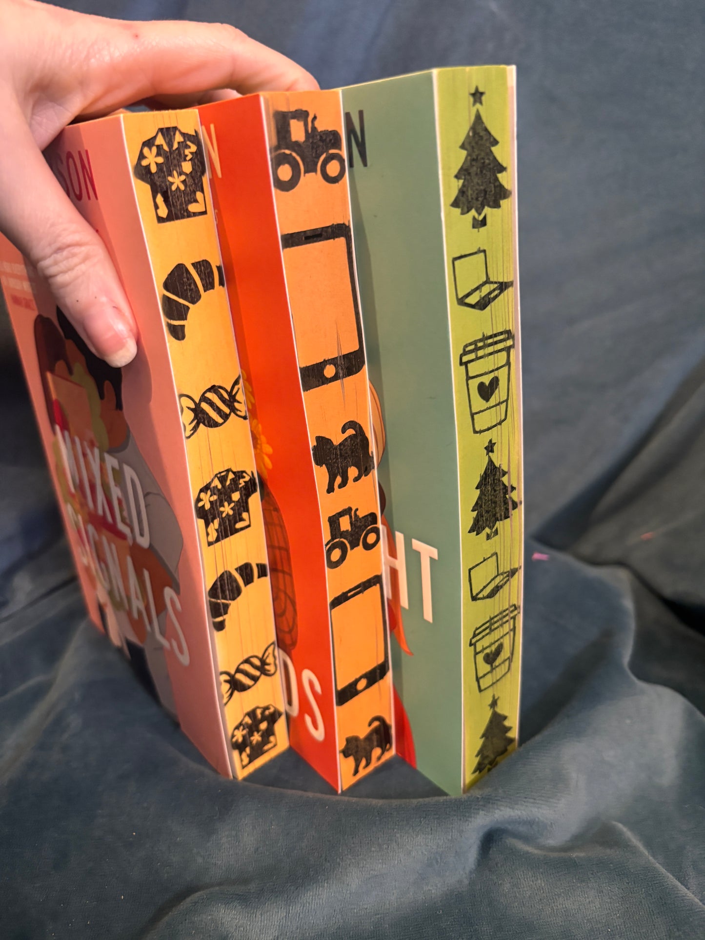 Love light Farm Sprayed Edges